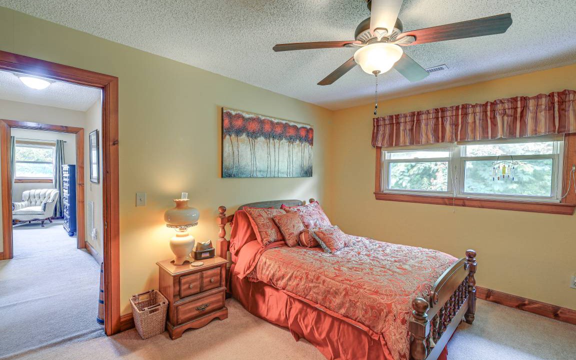 Photo of Bedroom in Bluff City