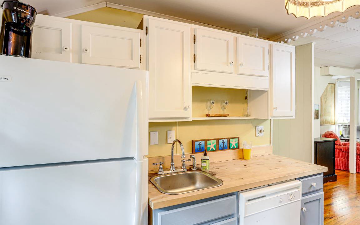Photo of Kitchen in Lakeside