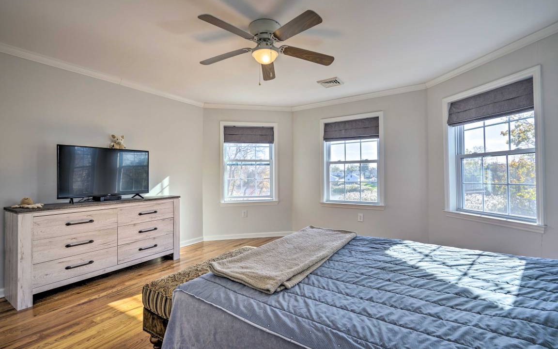 Photo of Bedroom in Spring Lake Heights