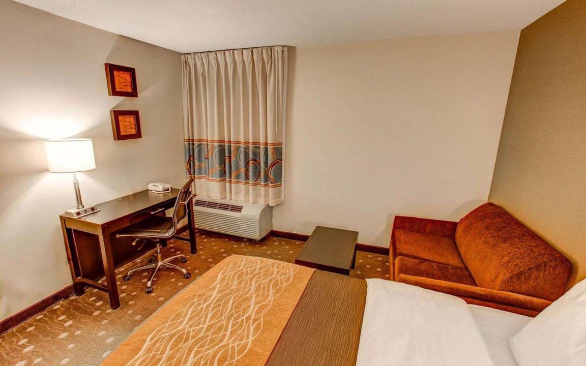 Photo of Bedroom in South Hills