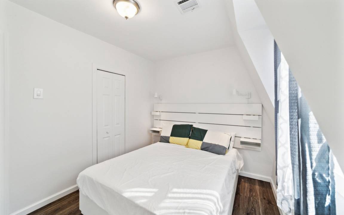 Photo of Bedroom in Hackensack River Waterfront