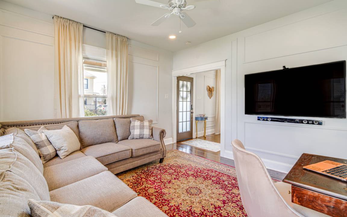 Photo of Livingroom in Mays Landing