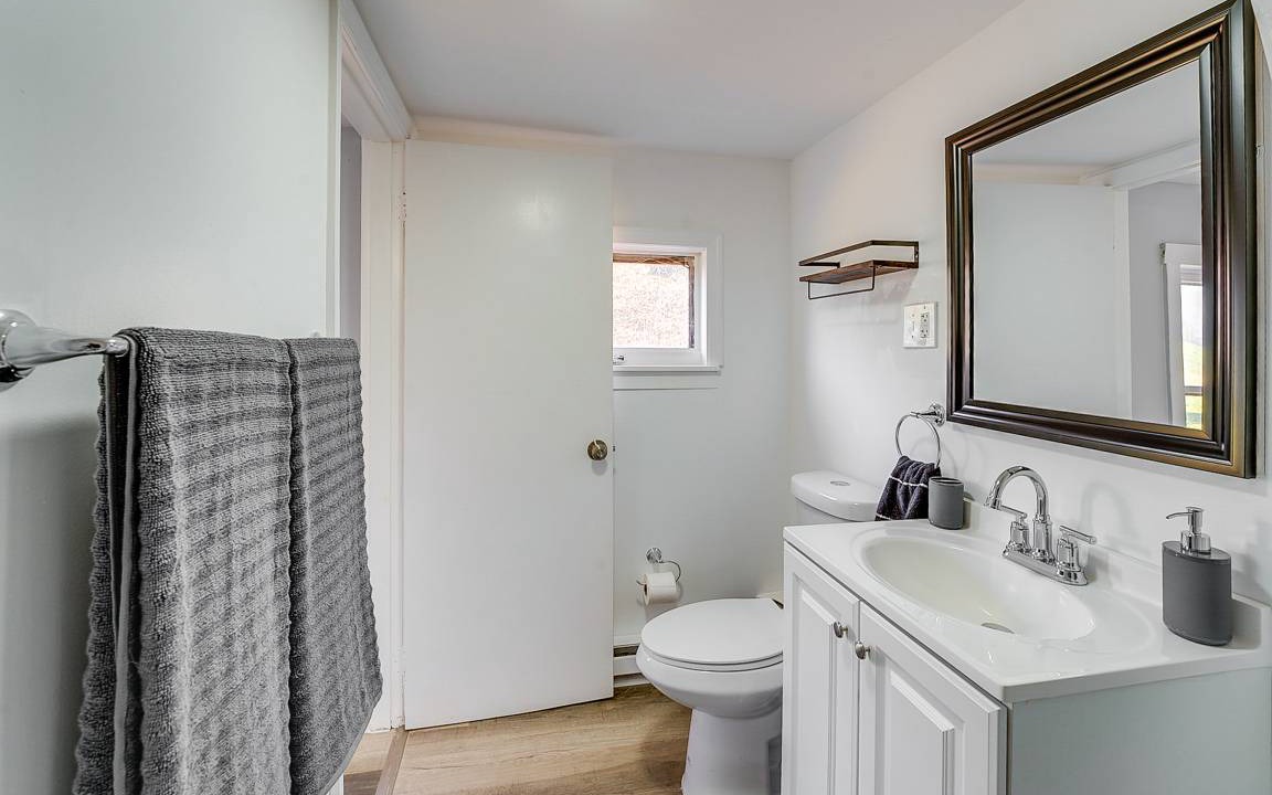 Photo of Bathroom in Minersville