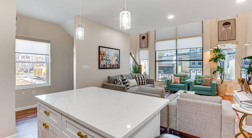 Photo of Livingroom in Newark