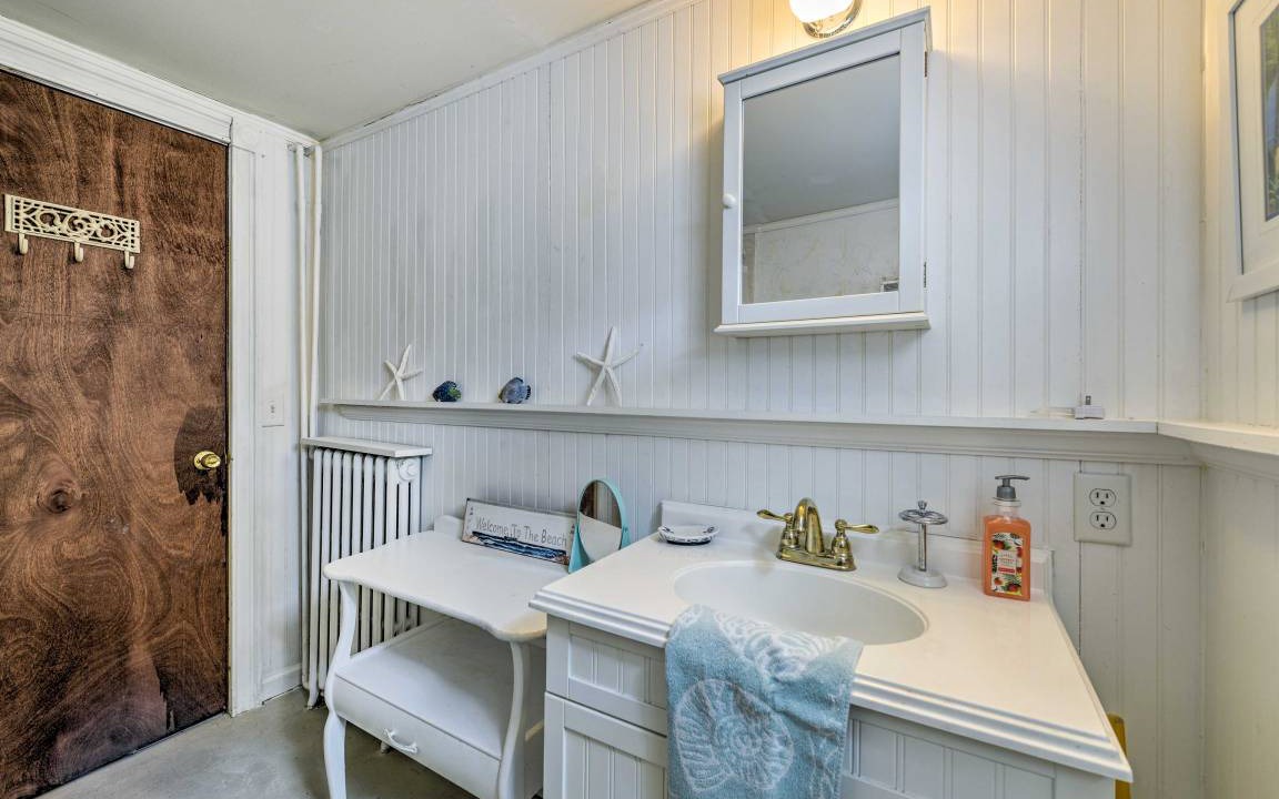 Photo of Bathroom in Ortley Beach