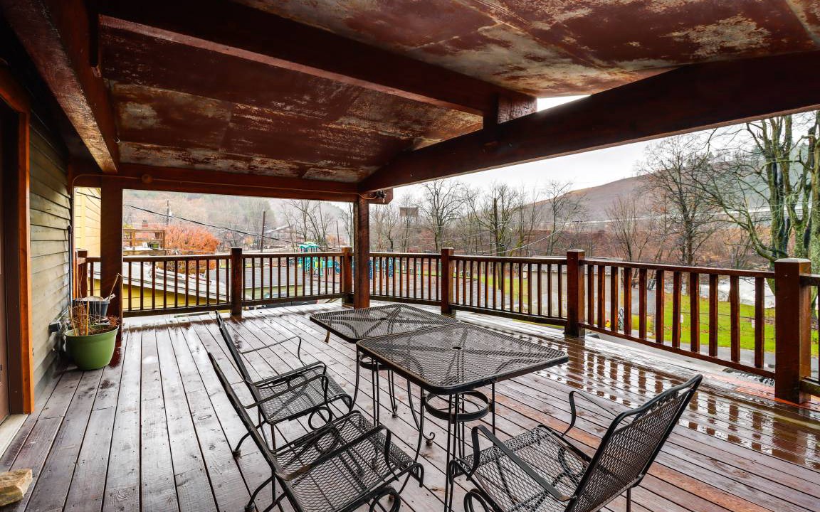 Photo of Patio Balcony in Parryville