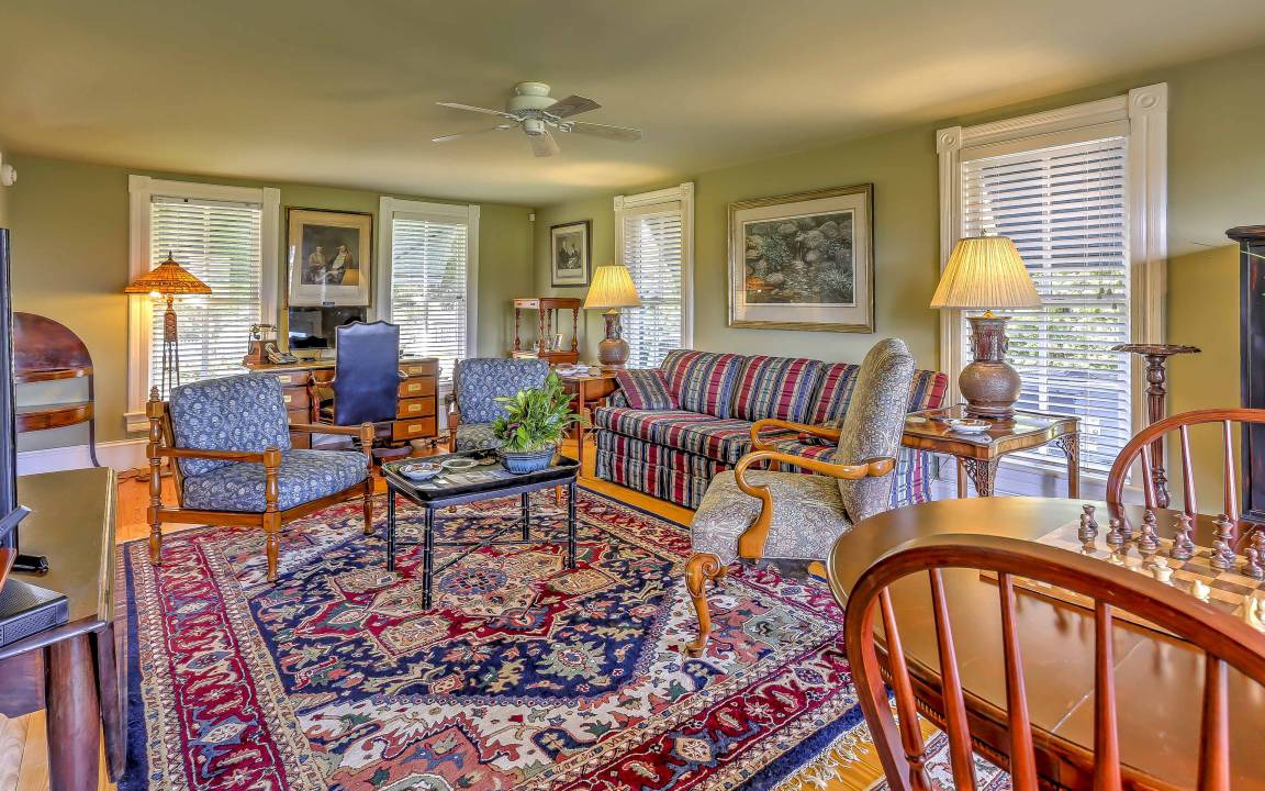 Photo of Livingroom in Historic Downtown Manteo