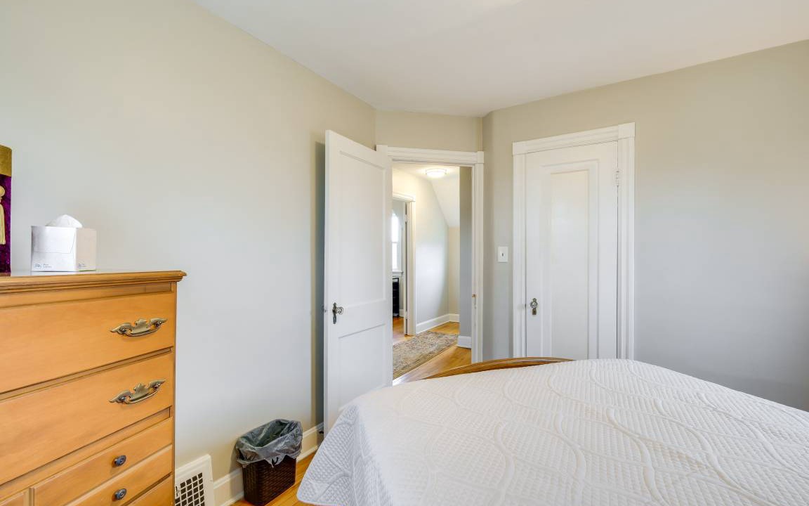 Photo of Bedroom in Garfield Heights