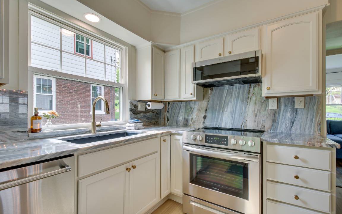 Photo of Kitchen in Roselawn Finance