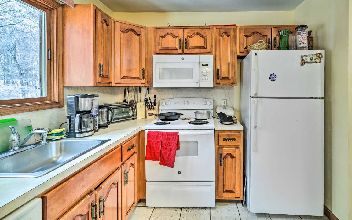 Photo of Kitchen in Pocono Mountain Lake