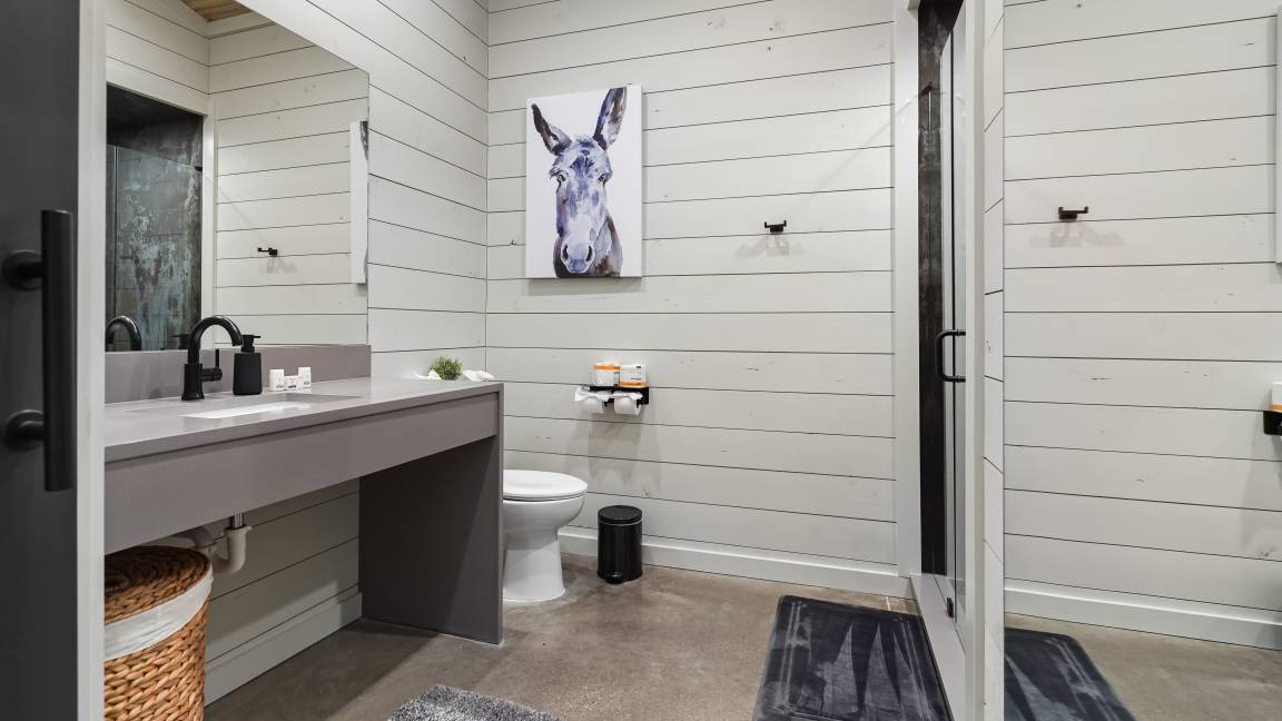 Photo of Bathroom in Kedron