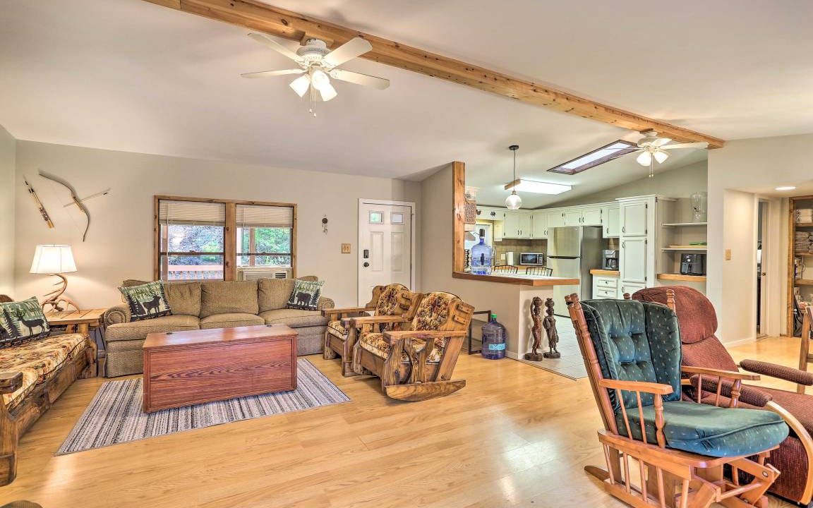 Photo of Livingroom in Port Jervis