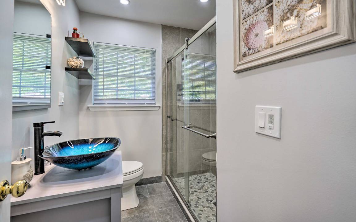 Photo of Bathroom in Bayville