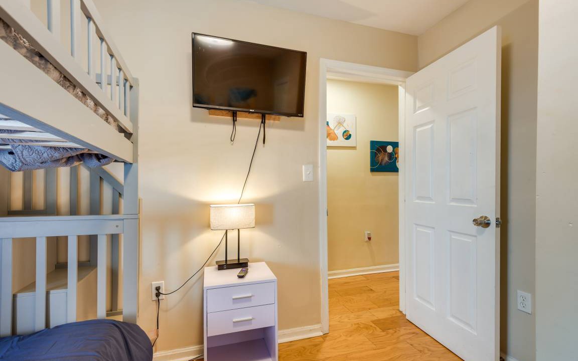 Photo of Bedroom in Downtown Baltimore
