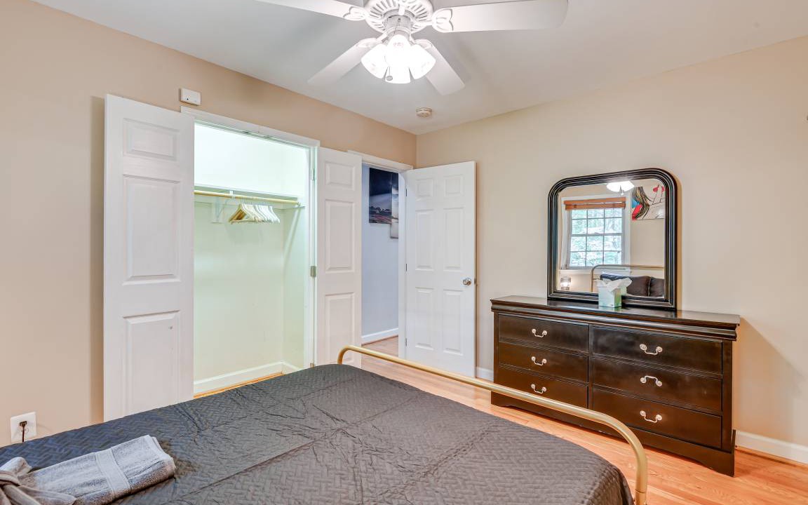 Photo of Bedroom in Colesville