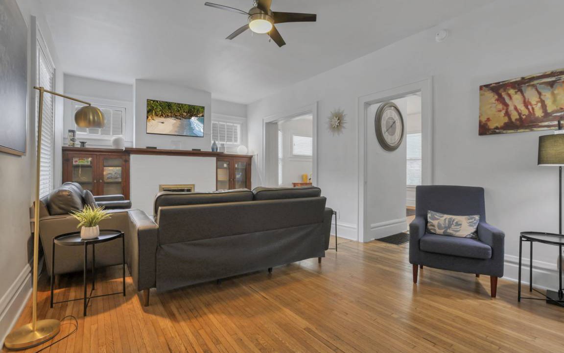 Photo of Livingroom in Old North Columbus