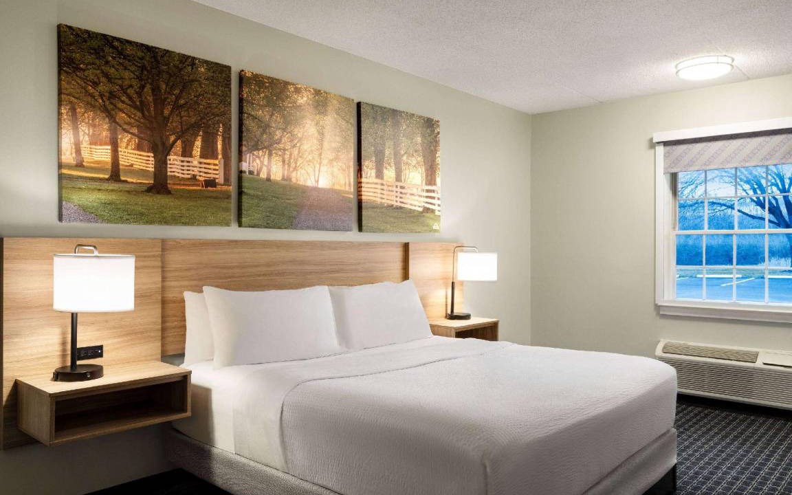 Photo of Bedroom in Rohrerstown