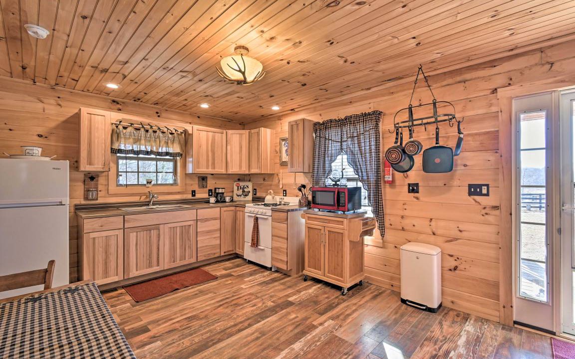 Photo of Kitchen in Berea