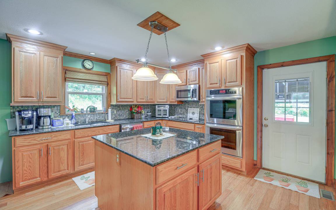 Photo of Kitchen in Bluff City