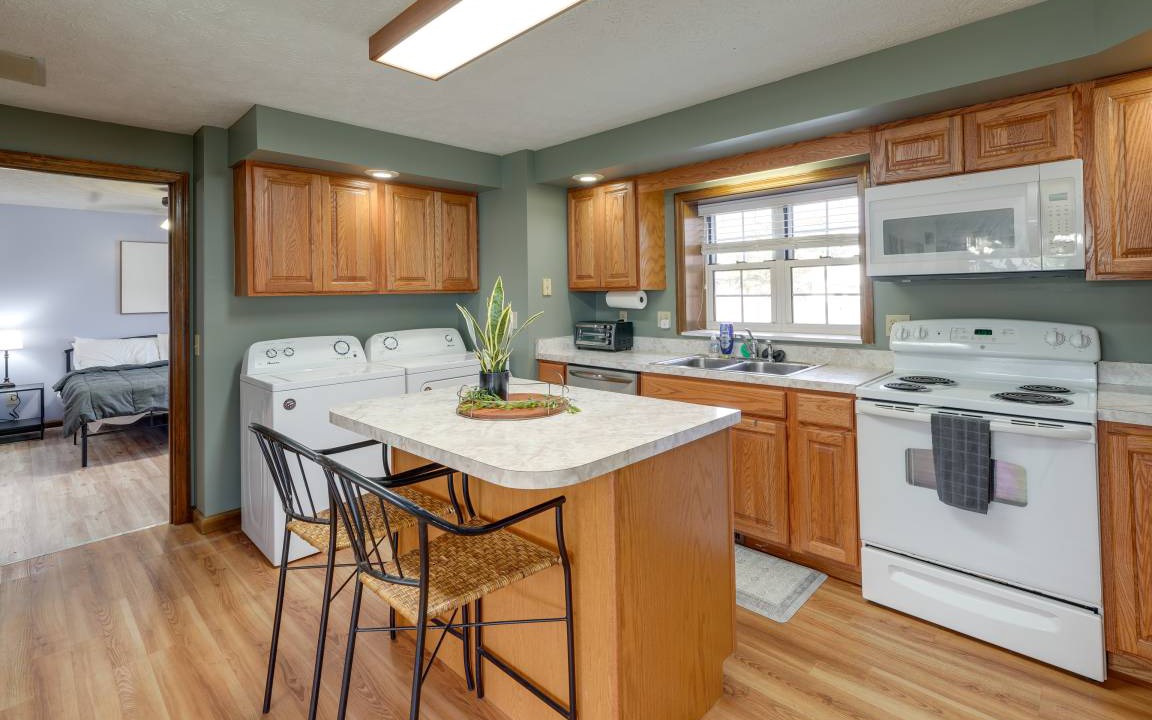 Photo of Kitchen in Hurricane