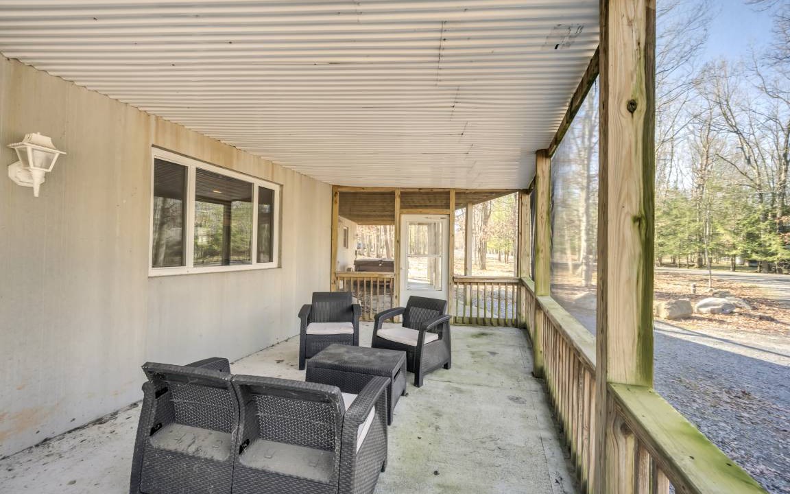 Photo of Patio Balcony in Albrightsville
