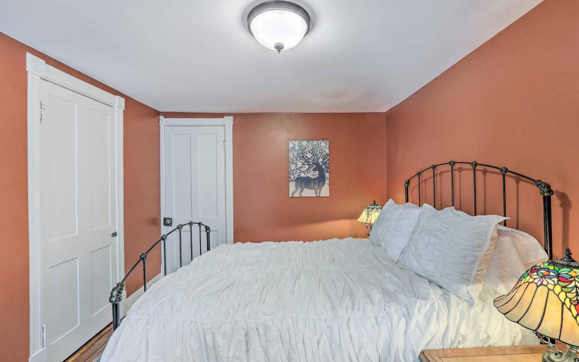 Photo of Bedroom in Lambertville