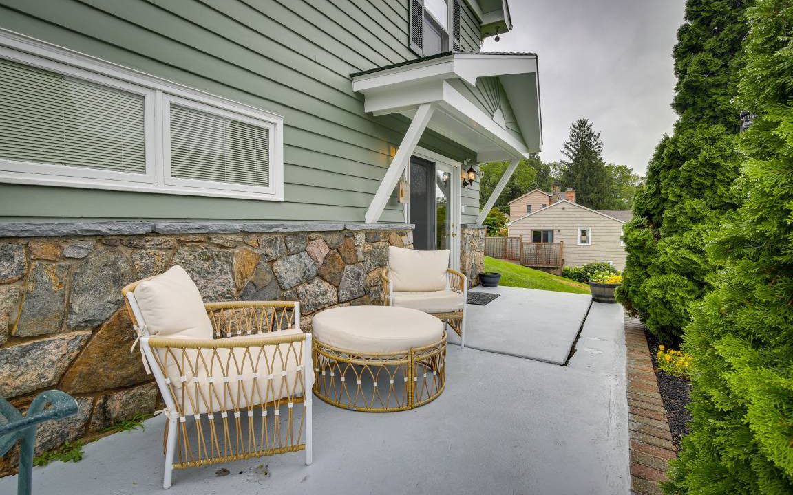 Photo of Patio Balcony in New Fairfield