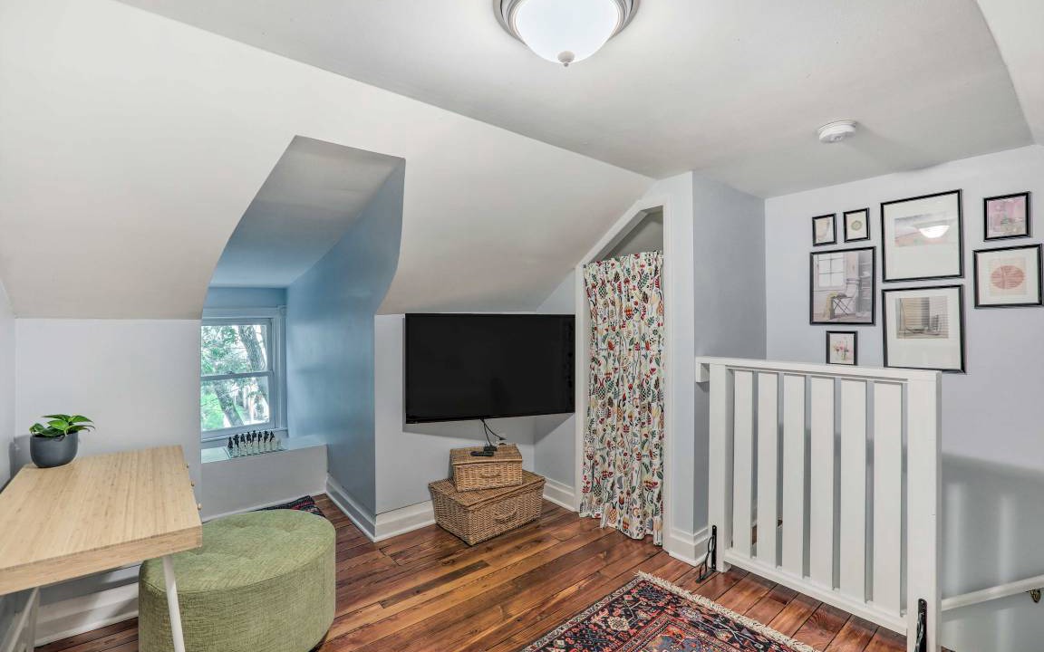 Photo of Livingroom in Lambertville