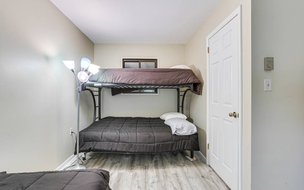 Photo of Bedroom in Rowland