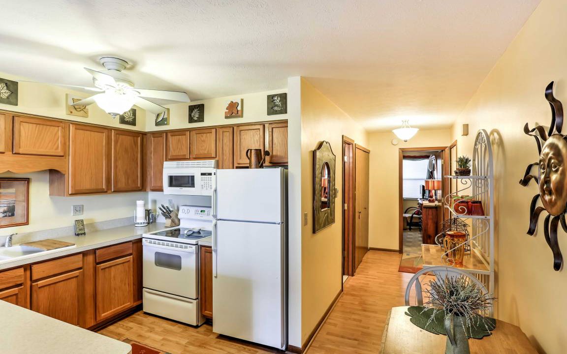 Photo of Kitchen in Port Clinton
