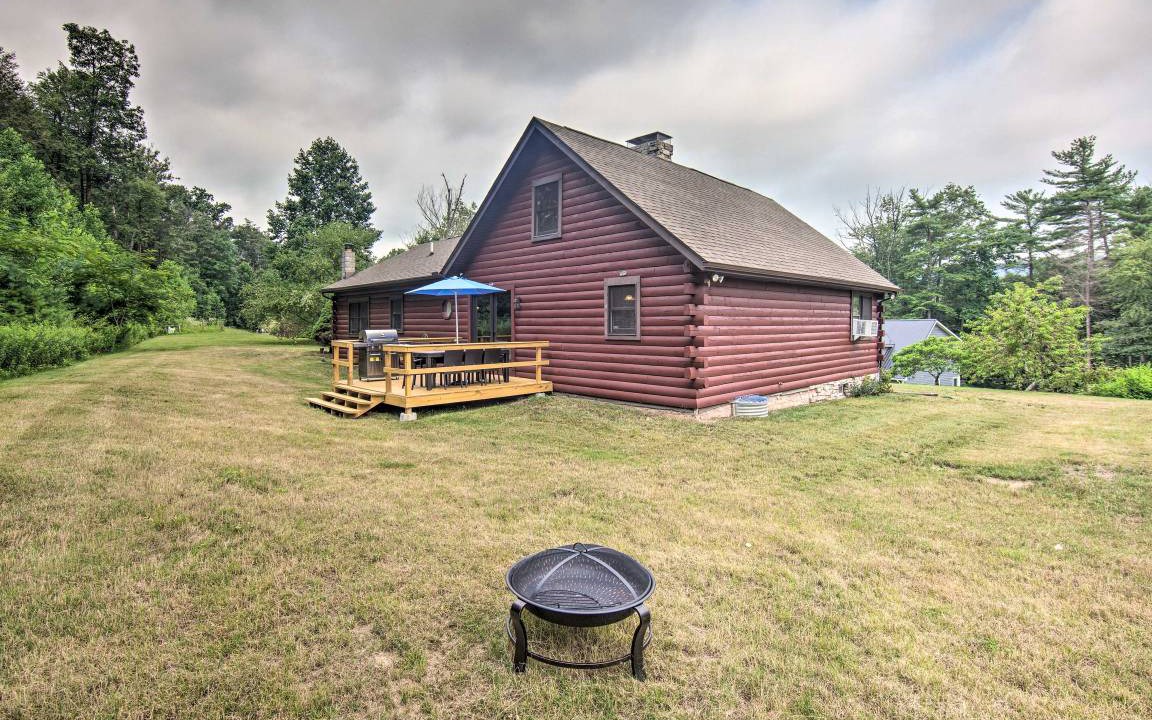 Photo of Others in Pine Grove