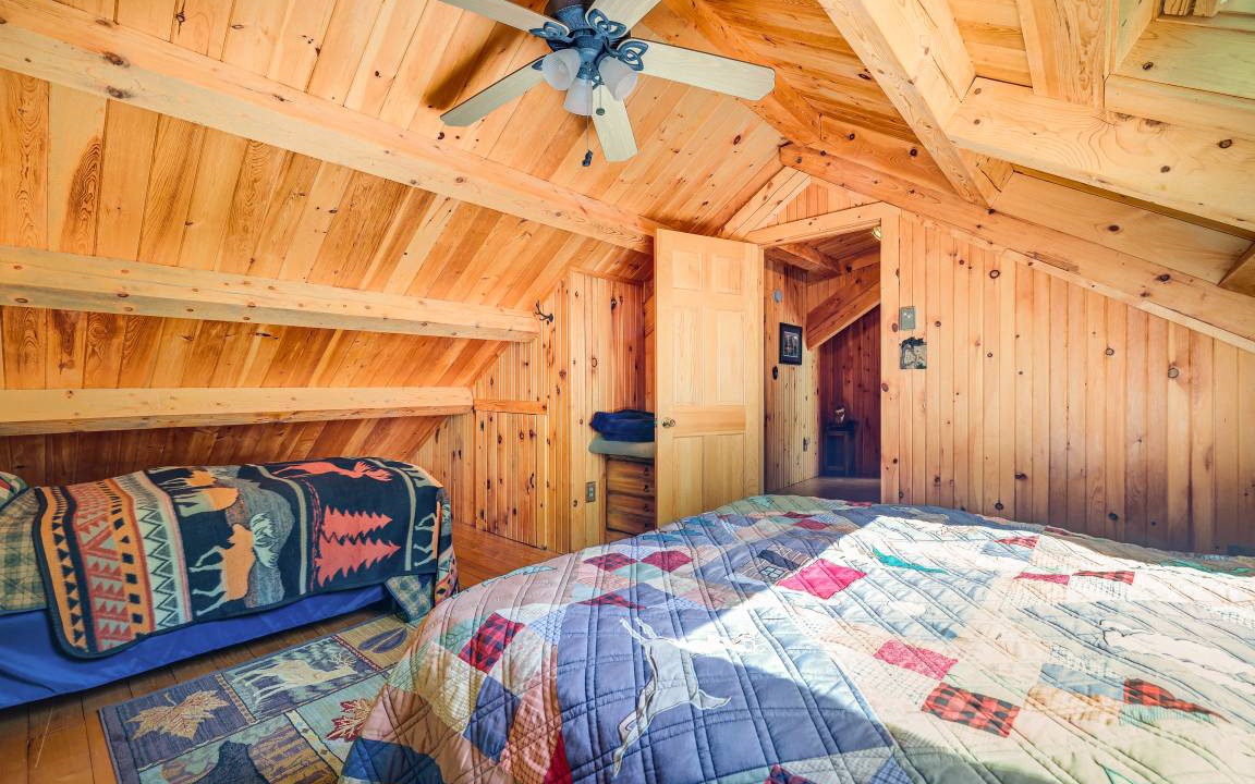 Photo of Bedroom in Bushkill