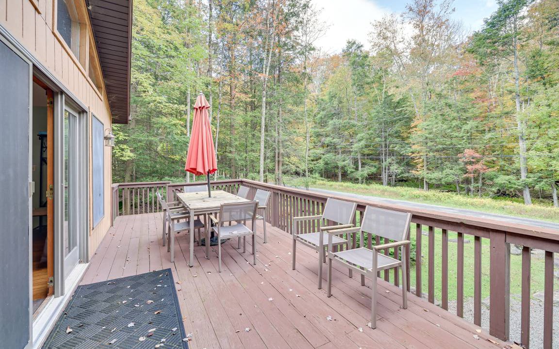 Photo of Patio Balcony in Greentown