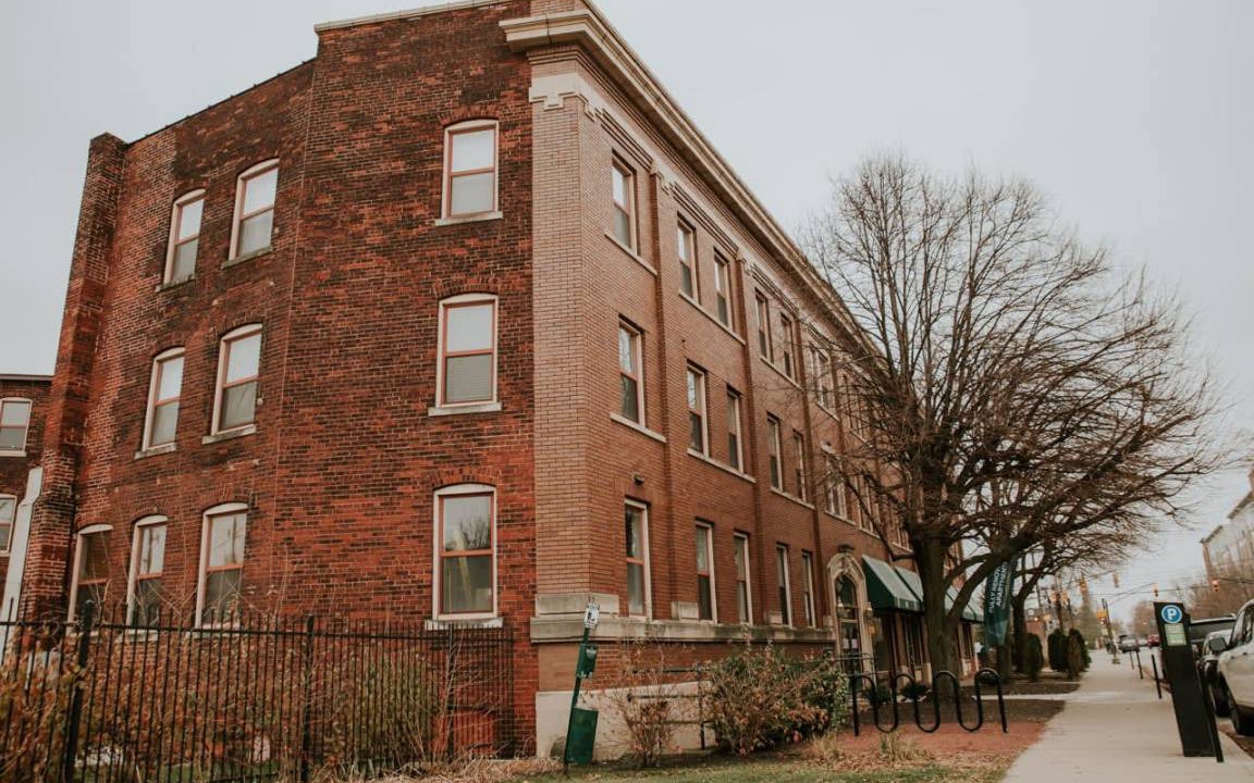 Photo of Buildings in Chatham-Arch