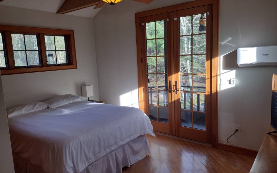 Photo of Bedroom in Town of Highland