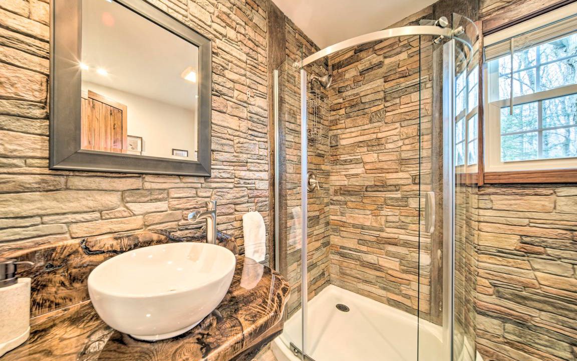 Photo of Bathroom in Spartansburg