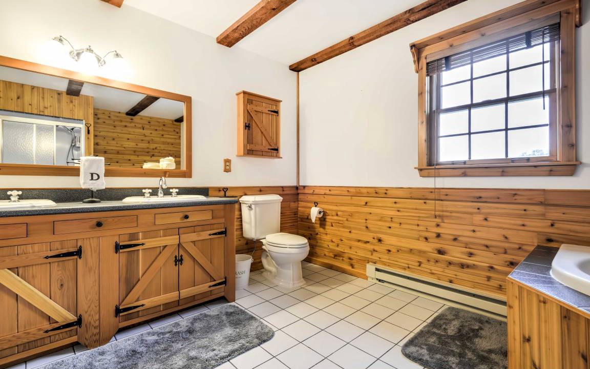 Photo of Bathroom in Thompson