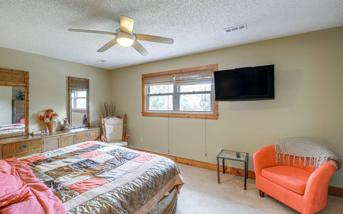 Photo of Bedroom in Bluff City