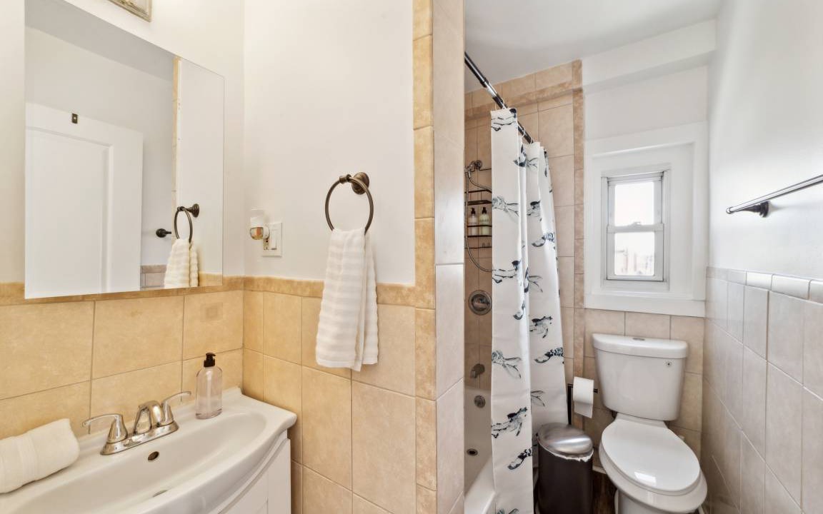 Photo of Bathroom in Hackensack River Waterfront
