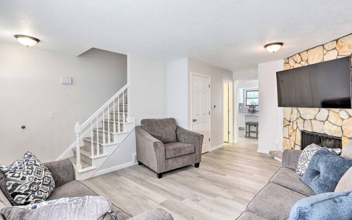 Photo of Livingroom in Bedford