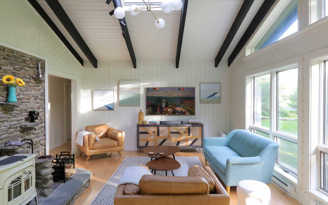 Photo of Livingroom in Parksville