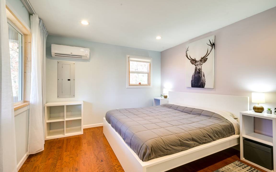 Photo of Bedroom in Points