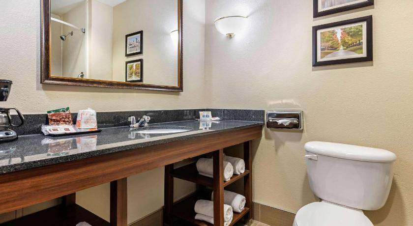 Photo of Bathroom in Mount Saint Joseph
