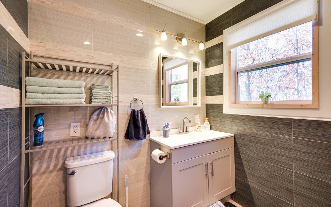 Photo of Bathroom in Points
