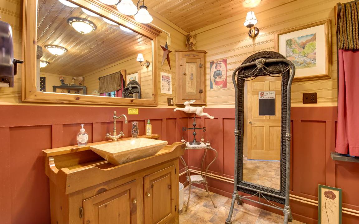 Photo of Bathroom in Candor