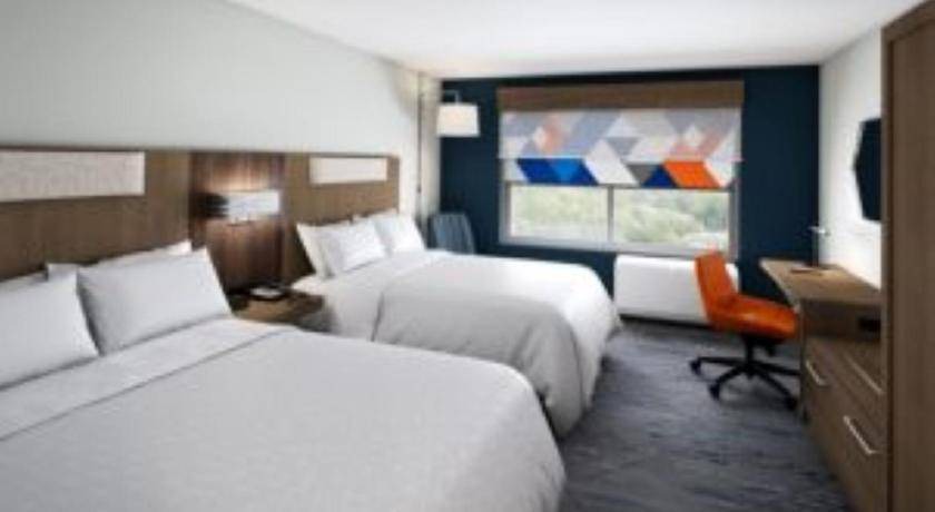 Photo of Bedroom in Fairlawn