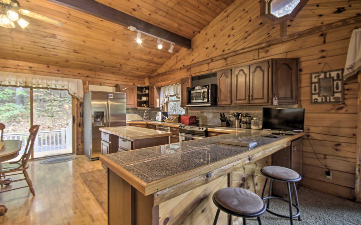 Photo of Kitchen in James Creek