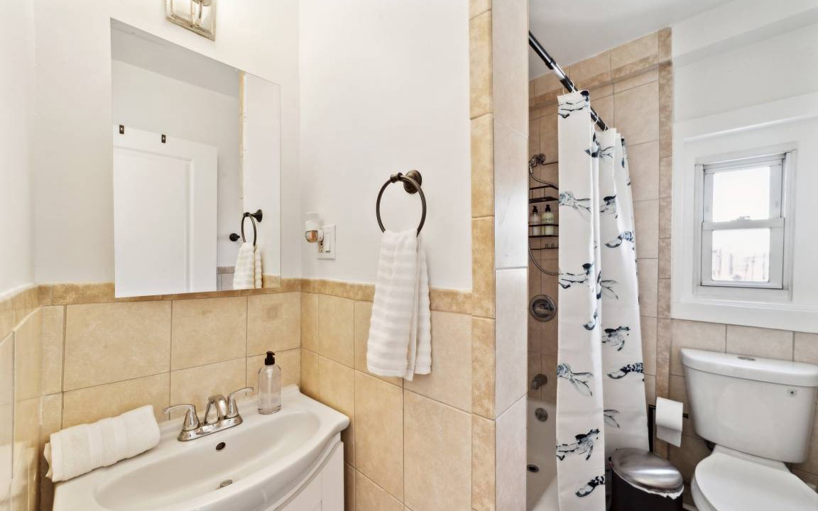 Photo of Bathroom in Hackensack River Waterfront