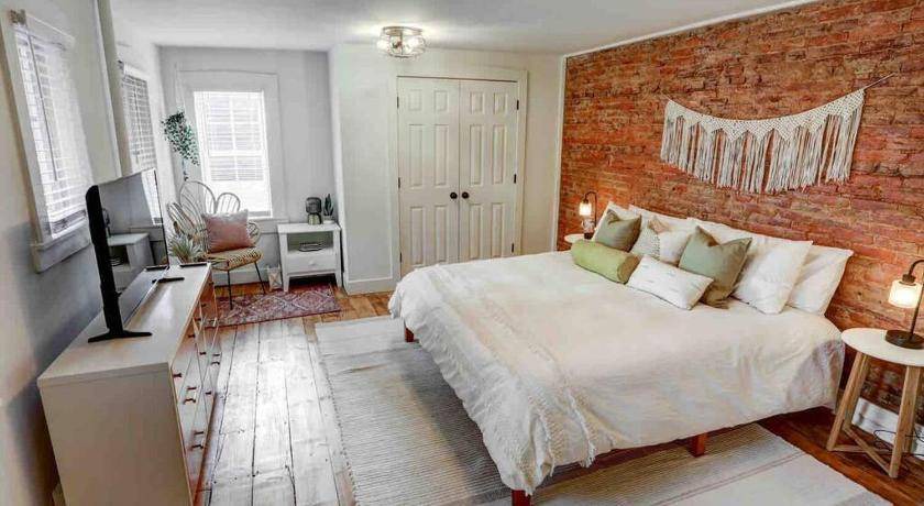 Photo of Bedroom in Historic Downtown Lancaster