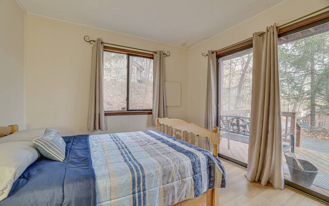 Photo of Bedroom in East Stroudsburg